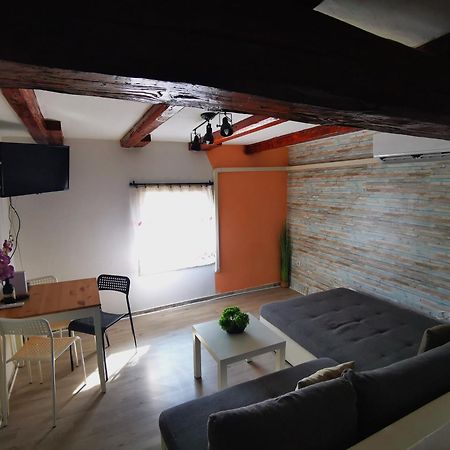 Attica Apartment Pula Exterior foto